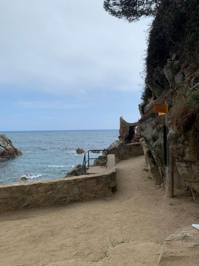 Kelly'S Beach Home Λορέτ Ντε Μαρ Εξωτερικό φωτογραφία
